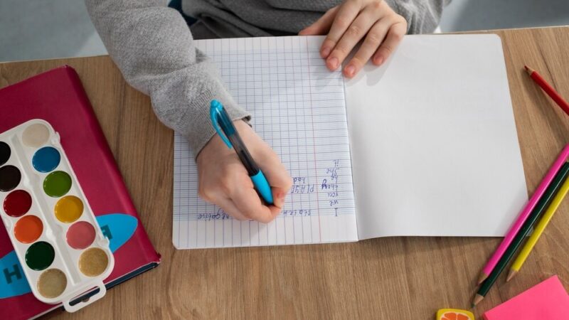 Edukacja o cyberprzemocy: Warsztaty z ekspertem dla młodzieży