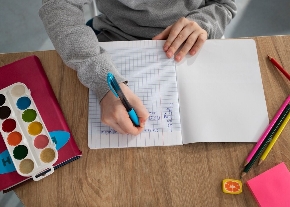 Edukacja o cyberprzemocy: Warsztaty z ekspertem dla młodzieży
