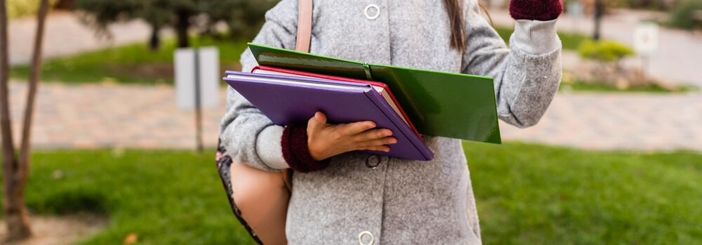 PRZYJAZNA SZKOŁA – Nowe wsparcie edukacyjne dla dzieci z doświadczeniem migracji w latach 2025-2027