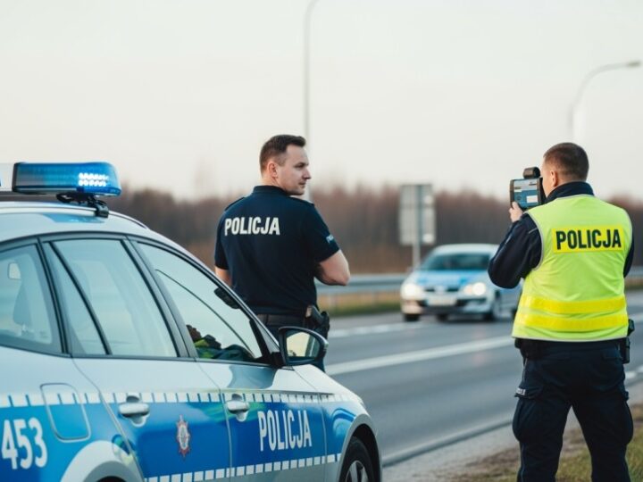 Pijany motocyklista z 3 promilami zatrzymany przez policję w Karwicach